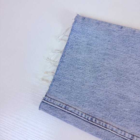 Aritzia Denim Forum “The BF High Rise Loose” Jeans – Size 28 - Picture 7 of 14